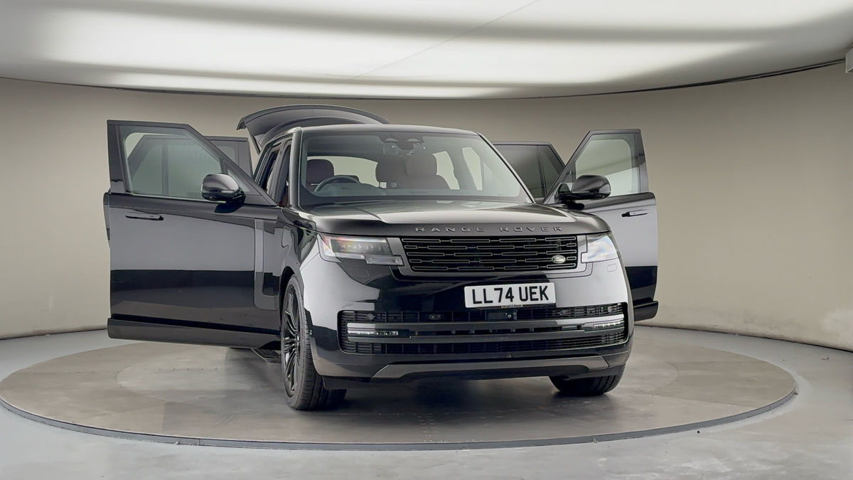 More views of Land Rover Range Rover