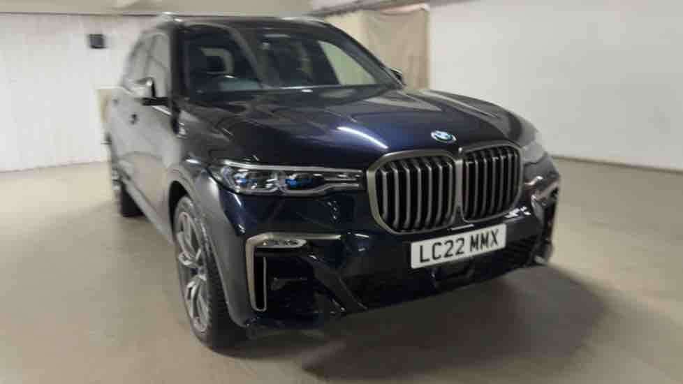 More views of BMW X7