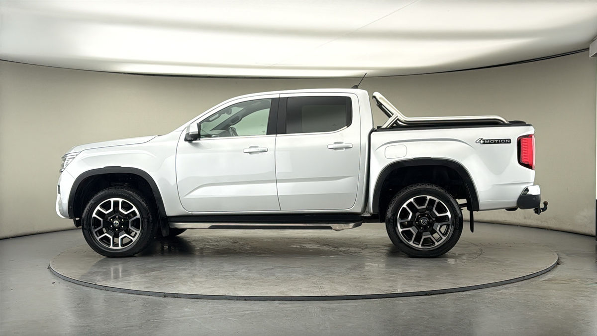 More views of Volkswagen Amarok