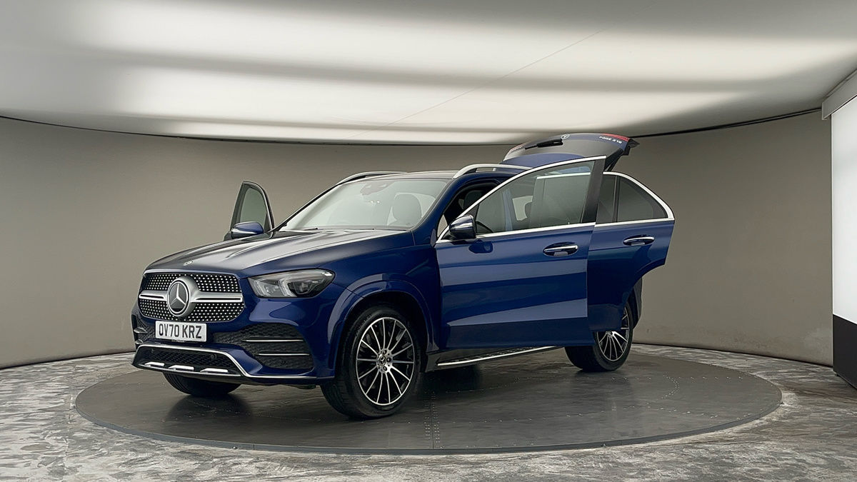 More views of Mercedes-Benz GLE