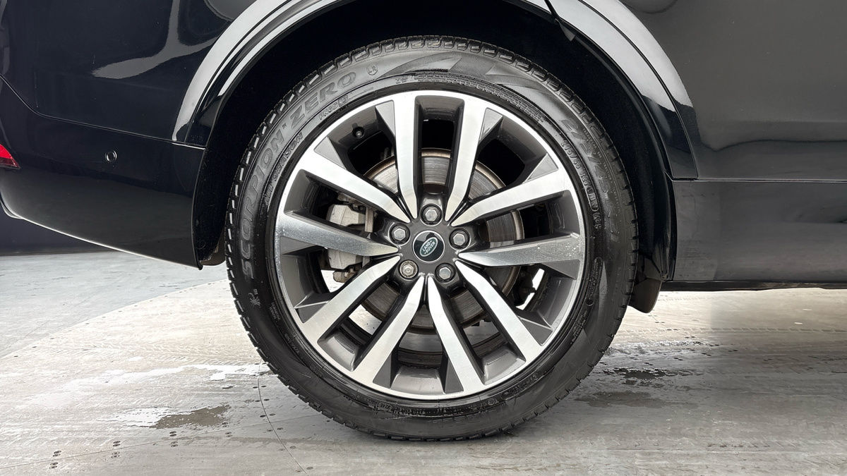 Land Rover Discovery Image 10