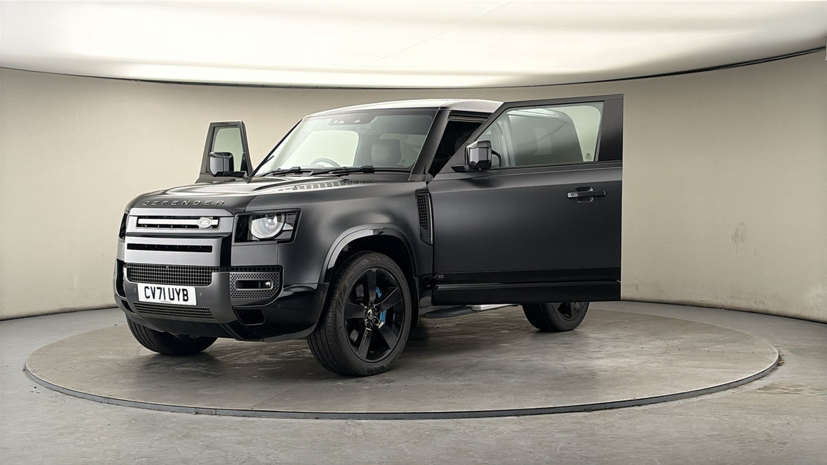 More views of Land Rover Defender 90