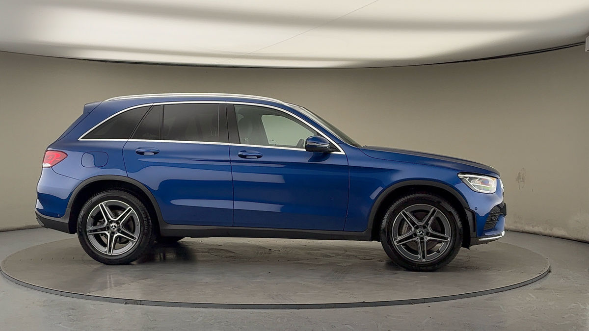 More views of Mercedes-Benz GLC