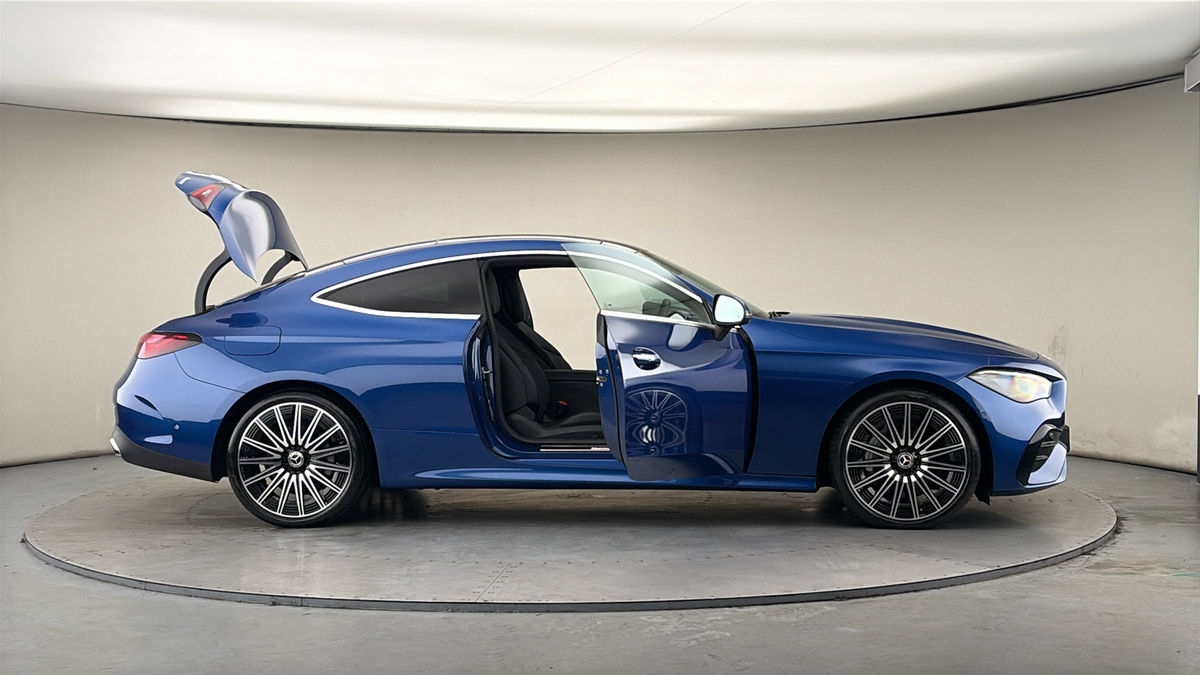 More views of Mercedes-Benz CLE