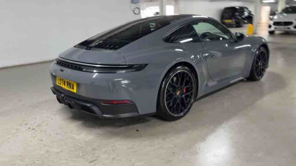 More views of Porsche 911