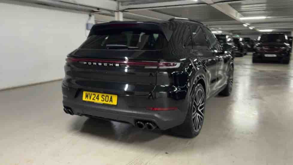 More views of Porsche Cayenne