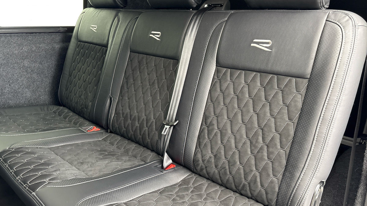 Volkswagen Transporter Image 8