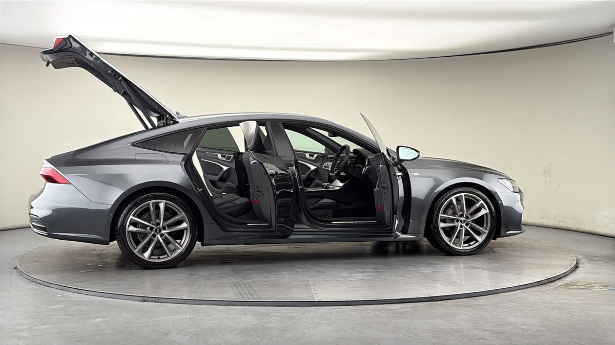 More views of Audi A7