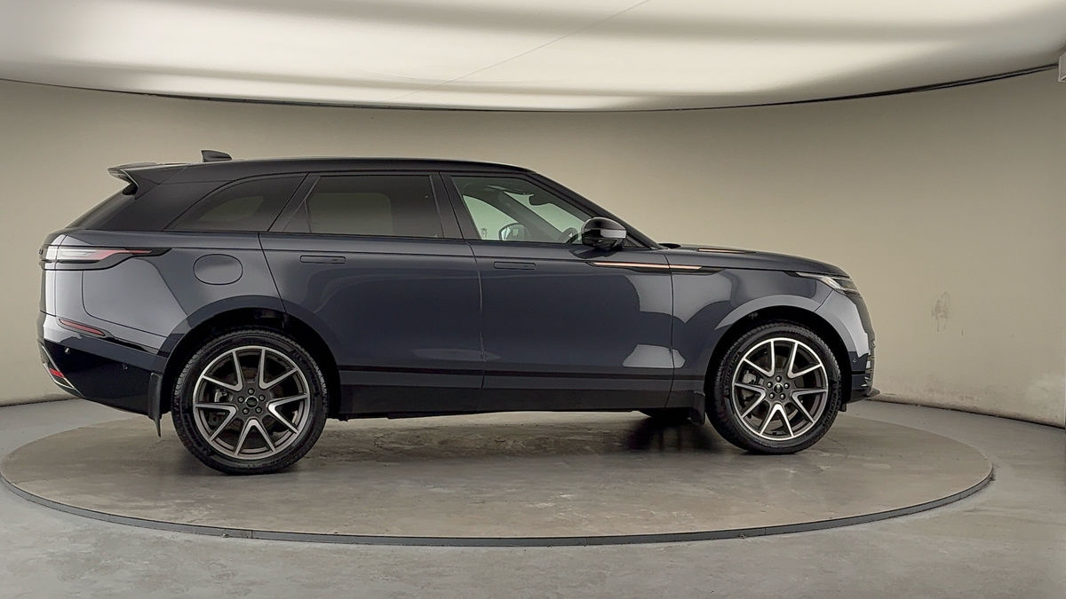 More views of Land Rover Range Rover Velar