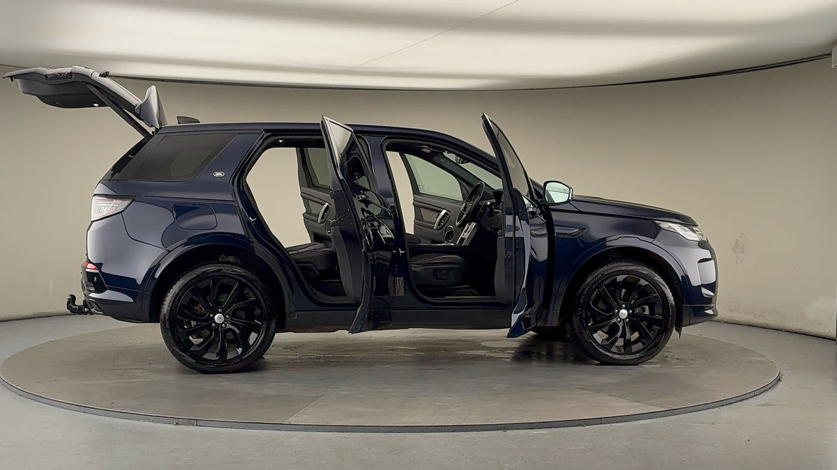 More views of Land Rover Discovery Sport