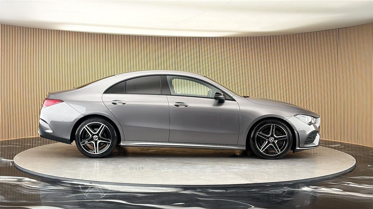 Mercedes-Benz CLA Image 16