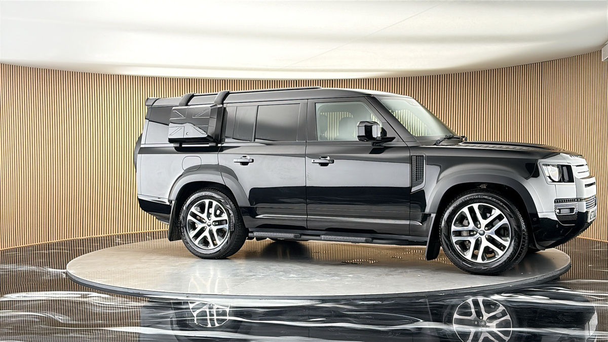 More views of Land Rover Defender 130