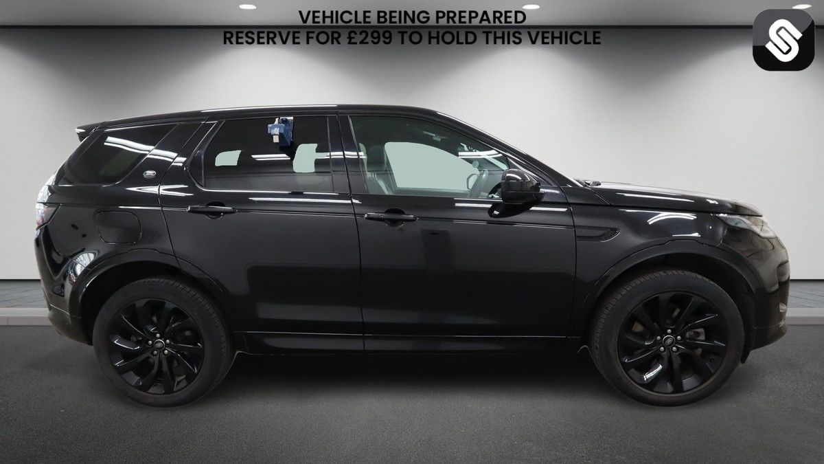 Land Rover Discovery Sport Image 5