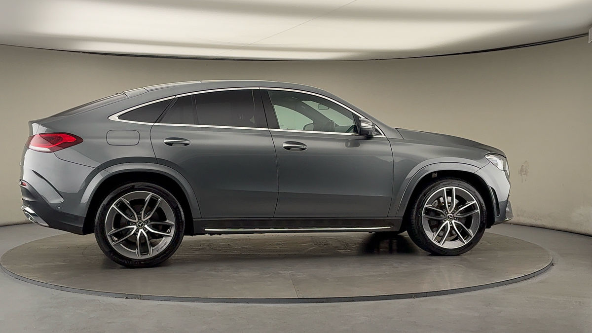 More views of Mercedes-Benz GLE