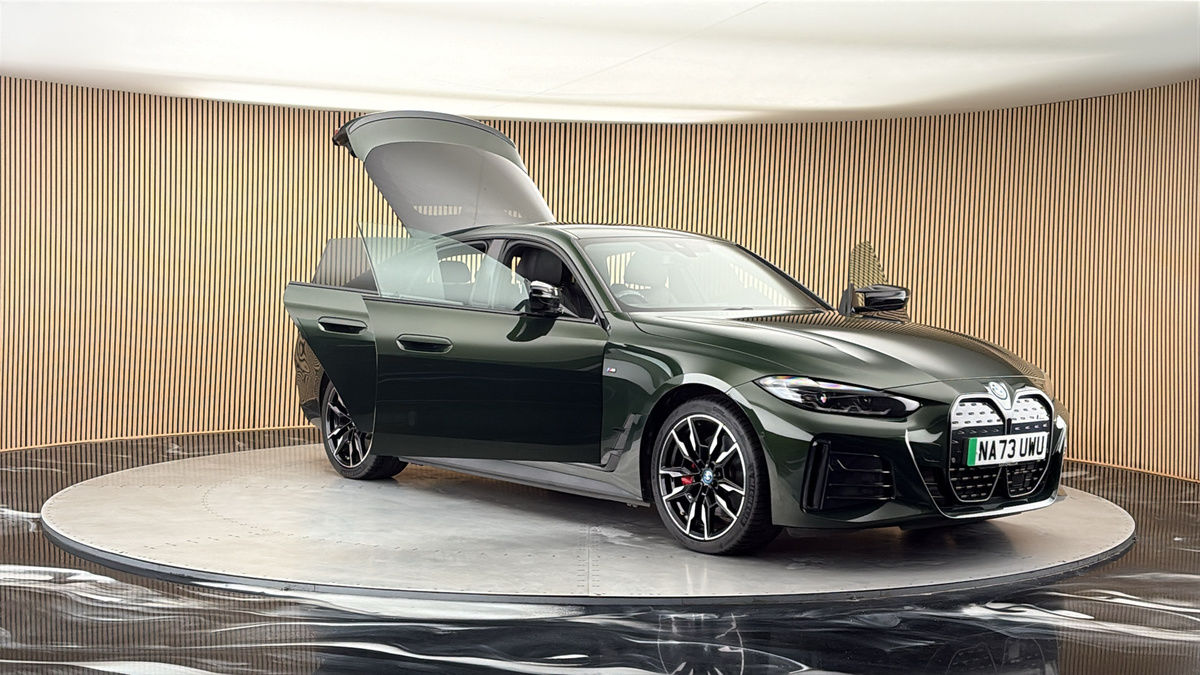 More views of BMW i4