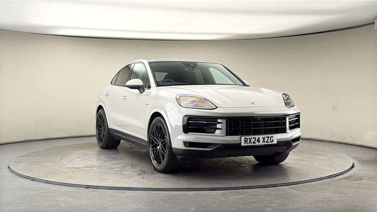 More views of Porsche Cayenne