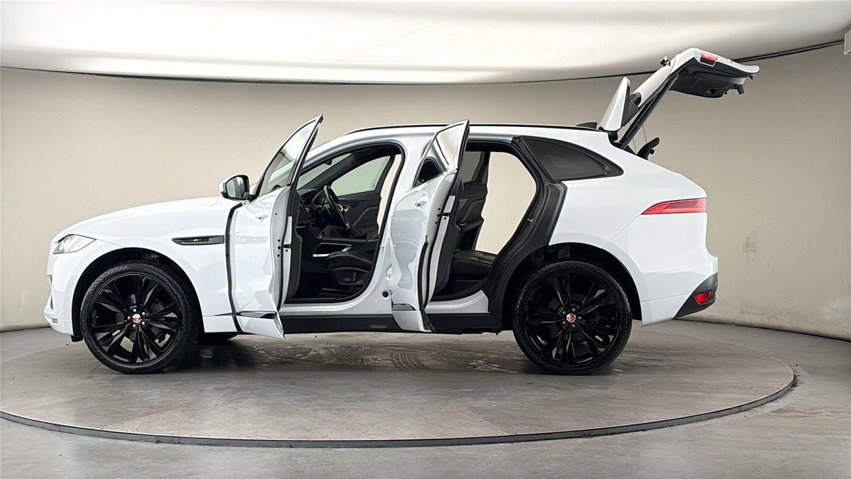 More views of Jaguar F-PACE