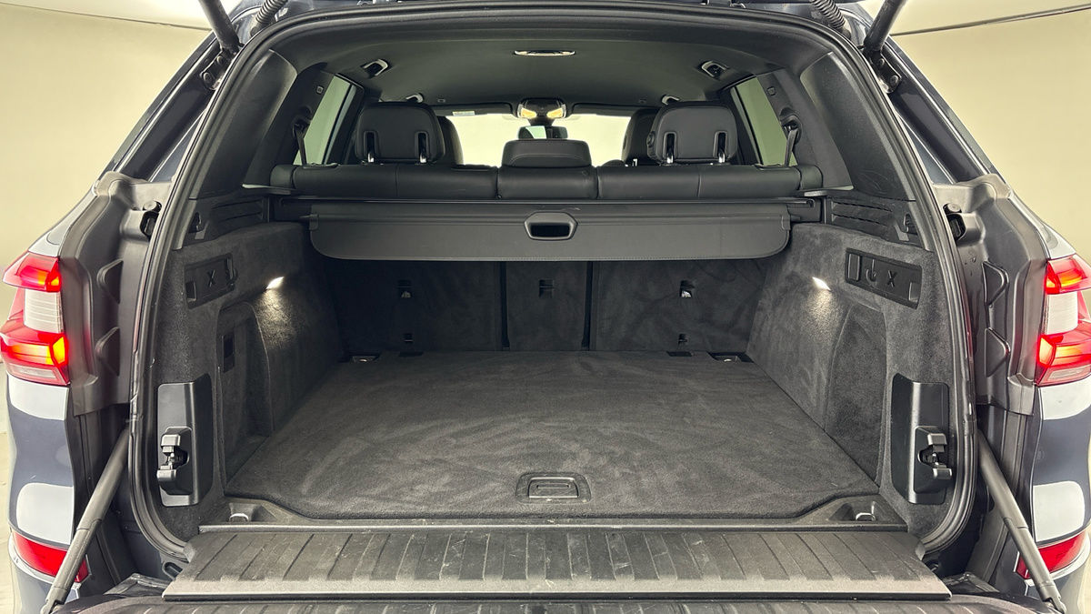BMW X5 Image 11