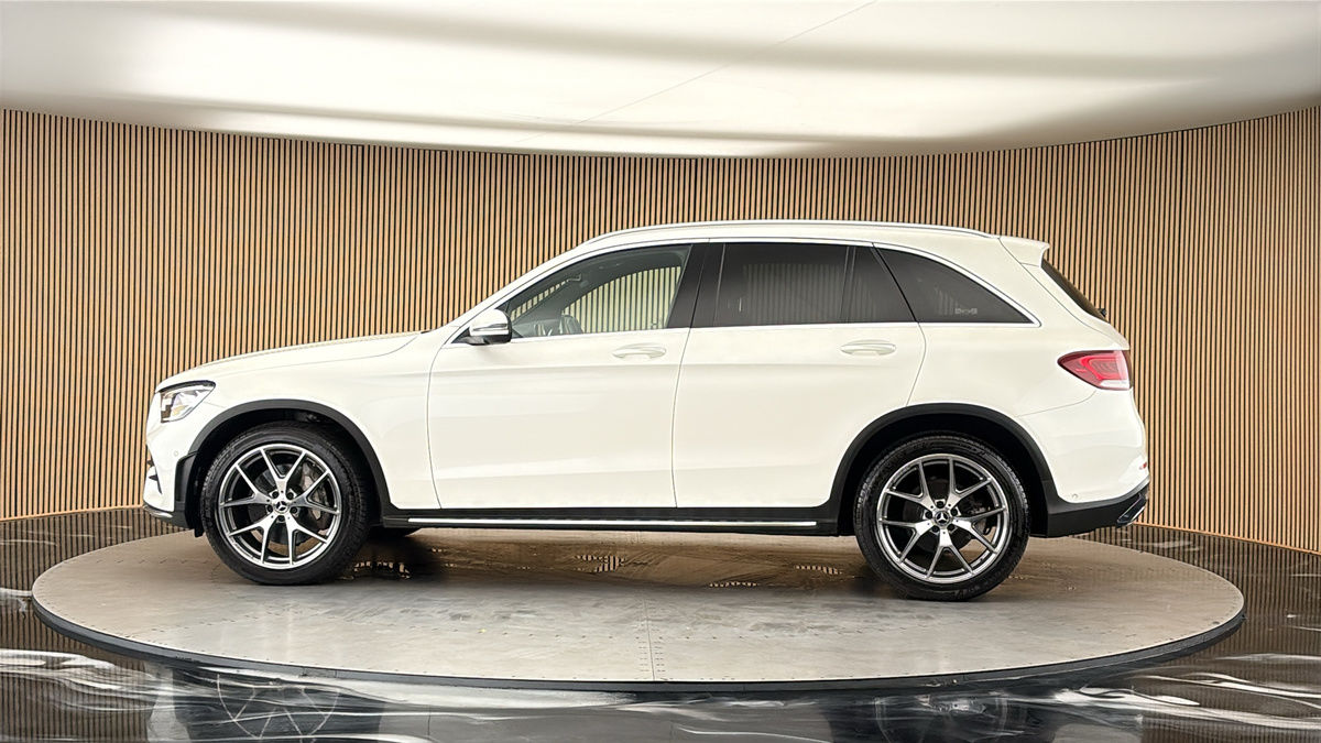 More views of Mercedes-Benz GLC