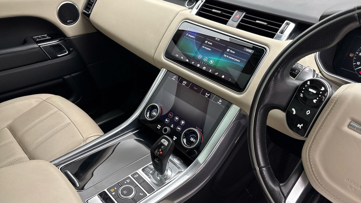 Land Rover Range Rover Sport Image 18