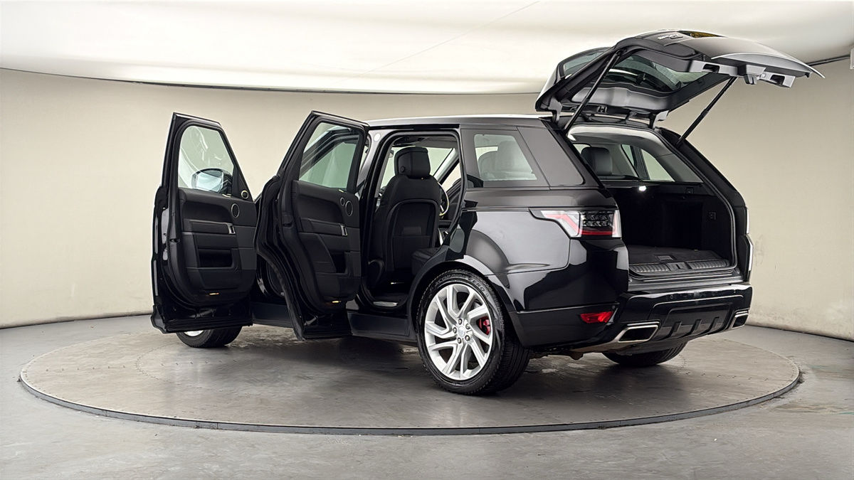 More views of Land Rover Range Rover Sport