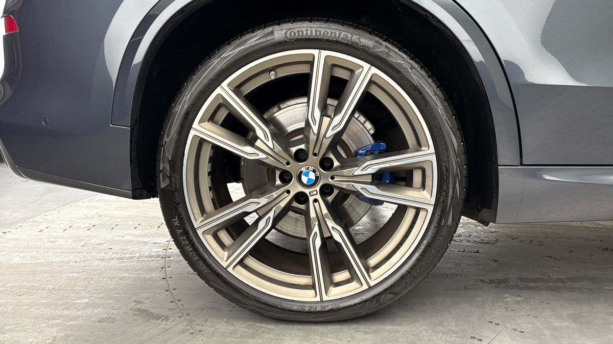 BMW X5 Image 10