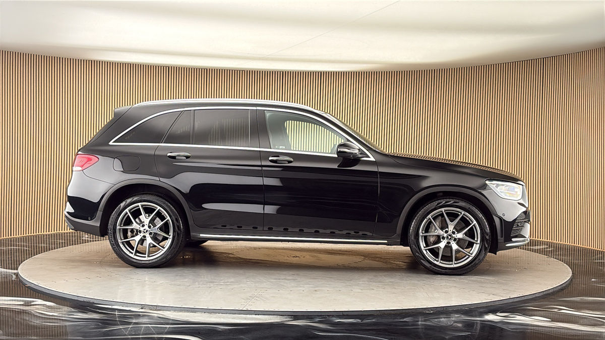 More views of Mercedes-Benz GLC