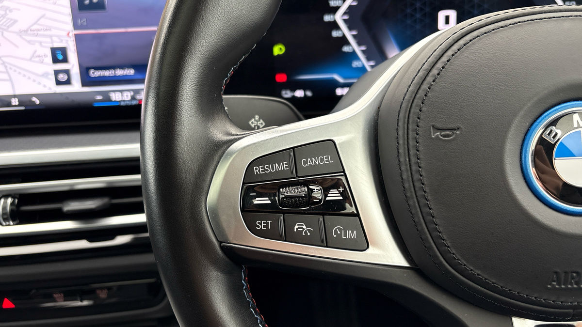 BMW i4 Image 13