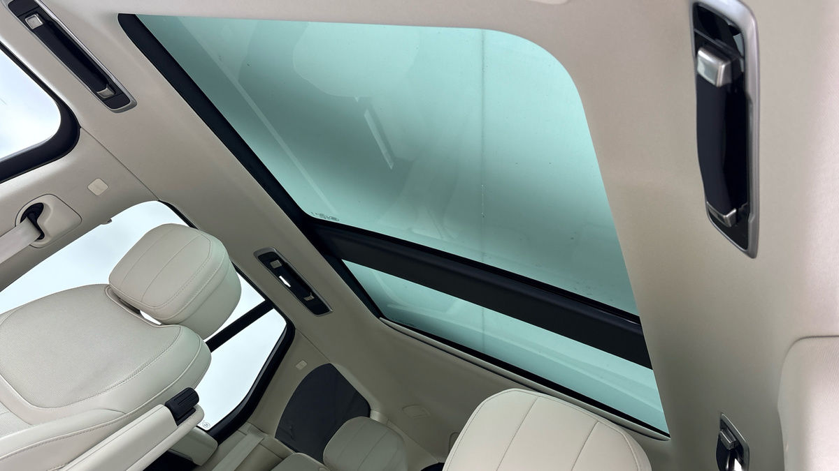 Land Rover Range Rover Image 6