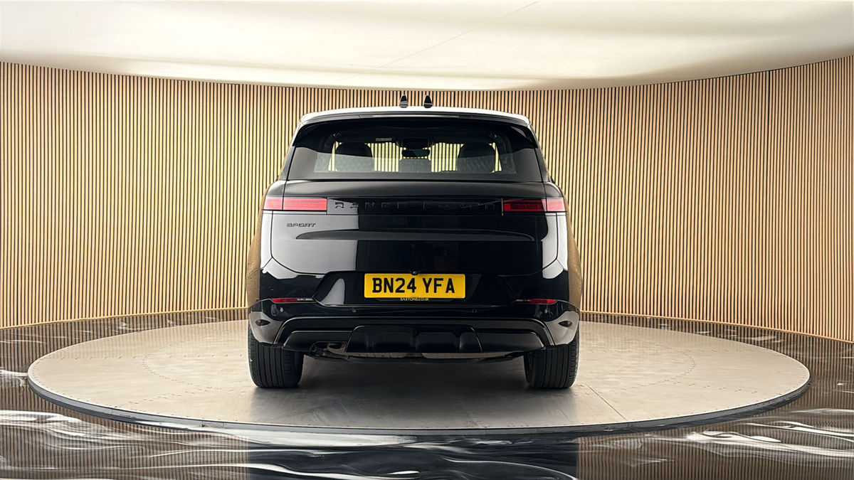 Land Rover Range Rover Sport Image 4