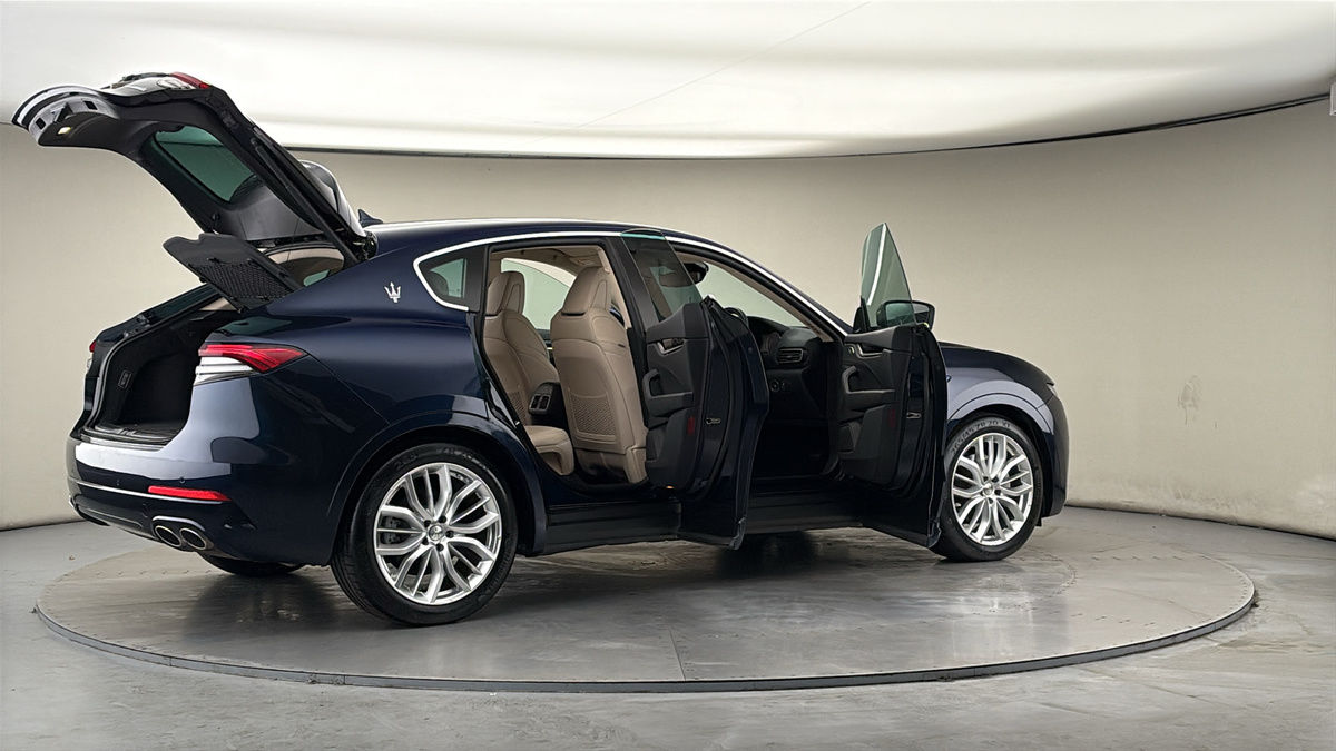 More views of Maserati Levante