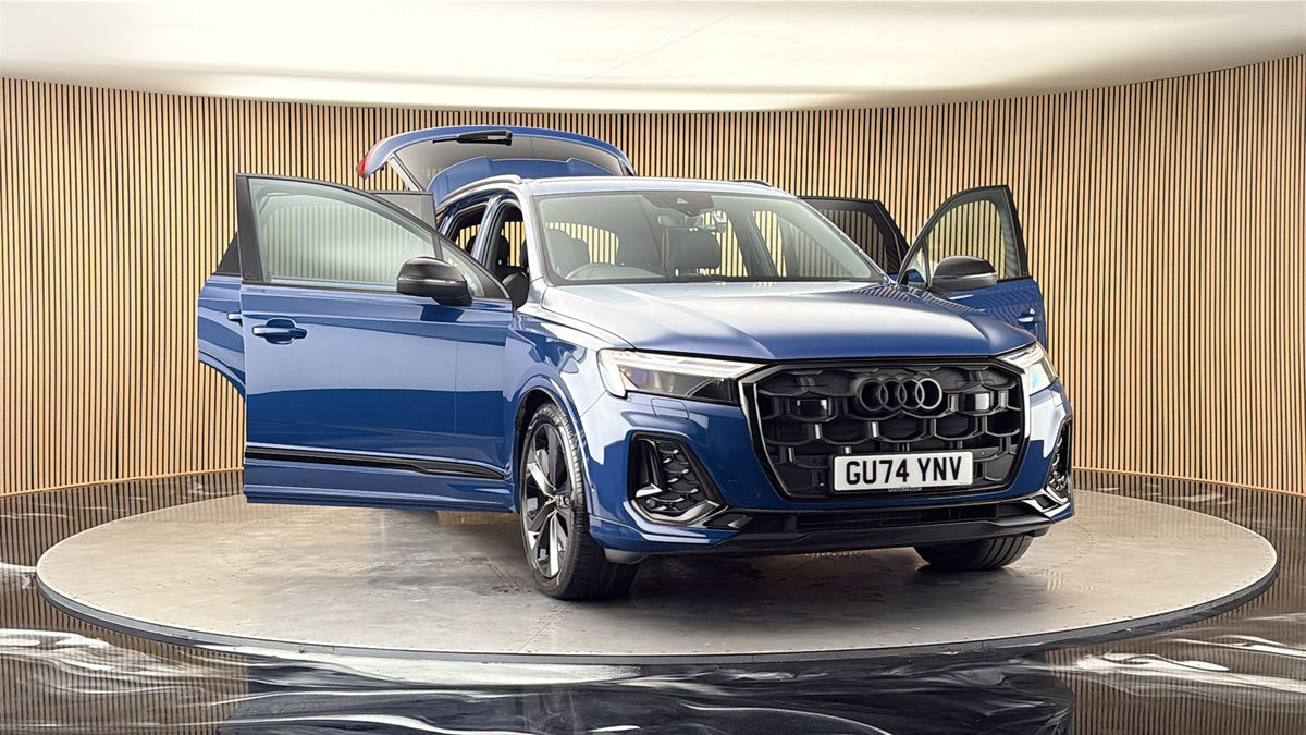 More views of Audi Q7