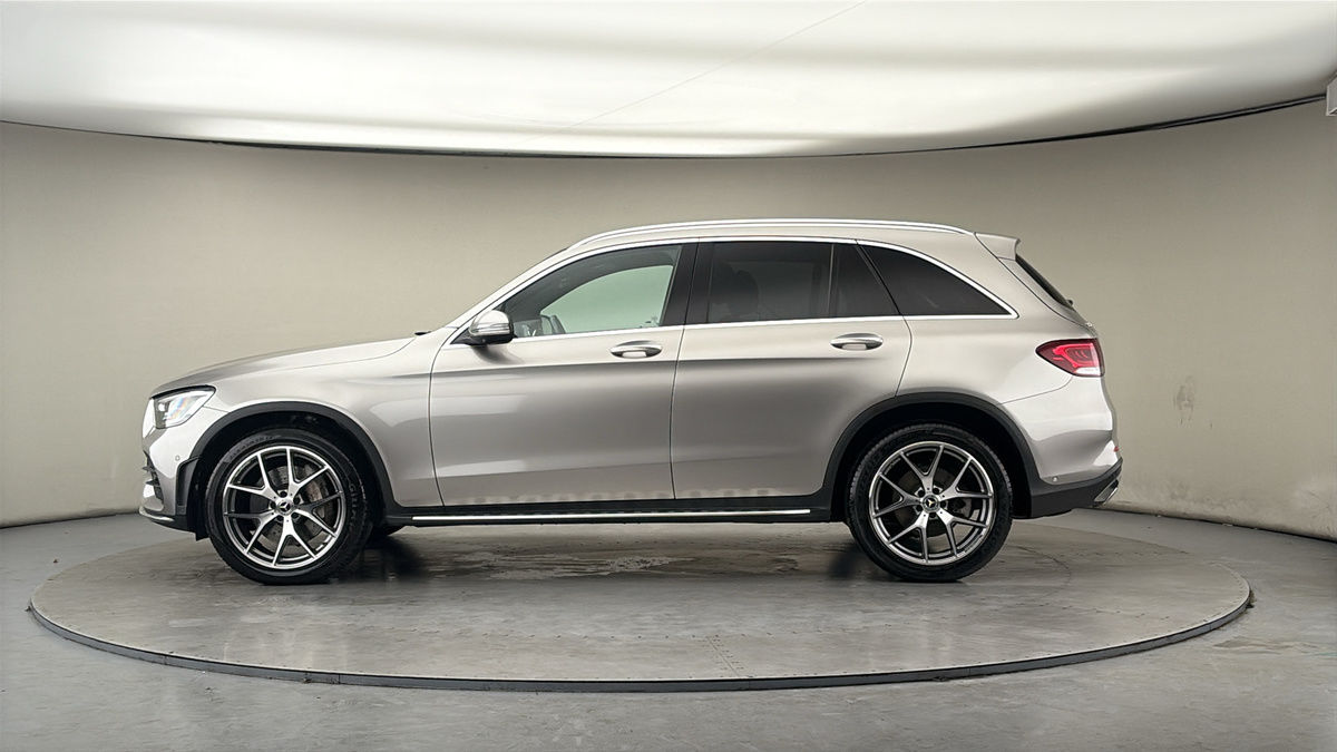 Mercedes-Benz GLC Image 15