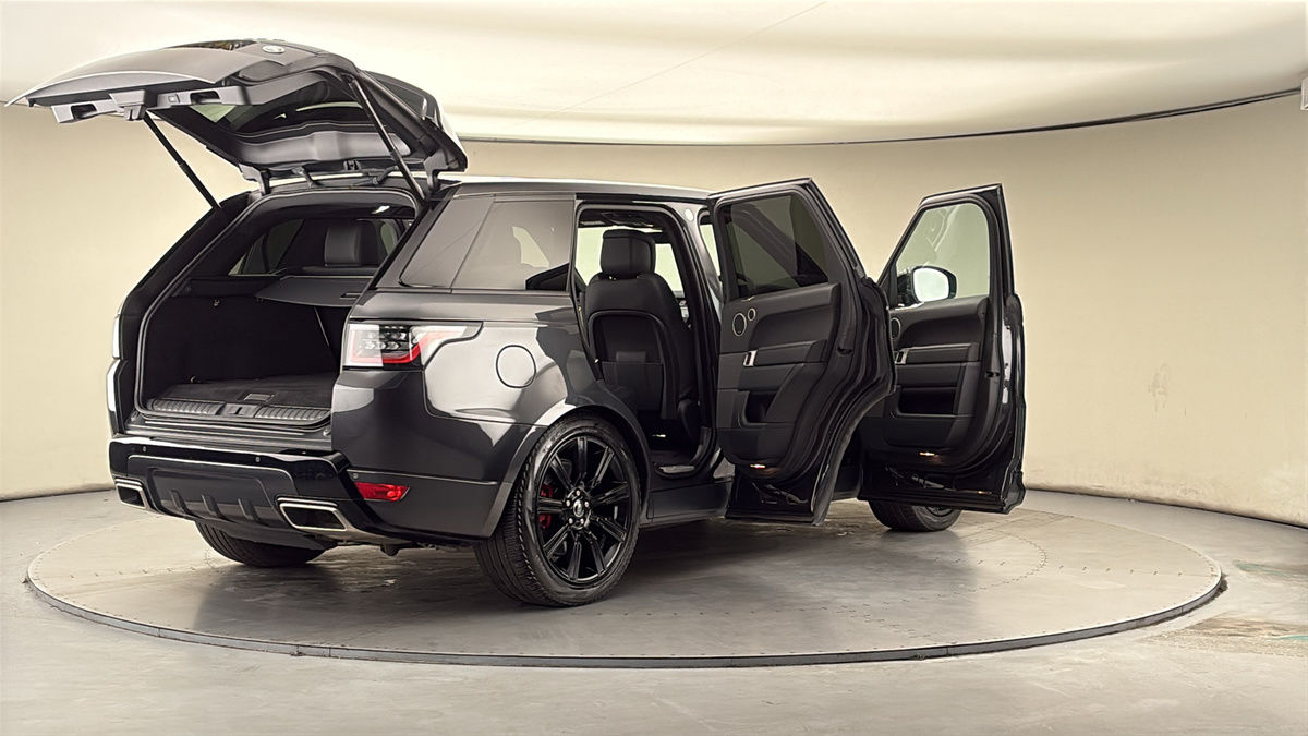 More views of Land Rover Range Rover Sport