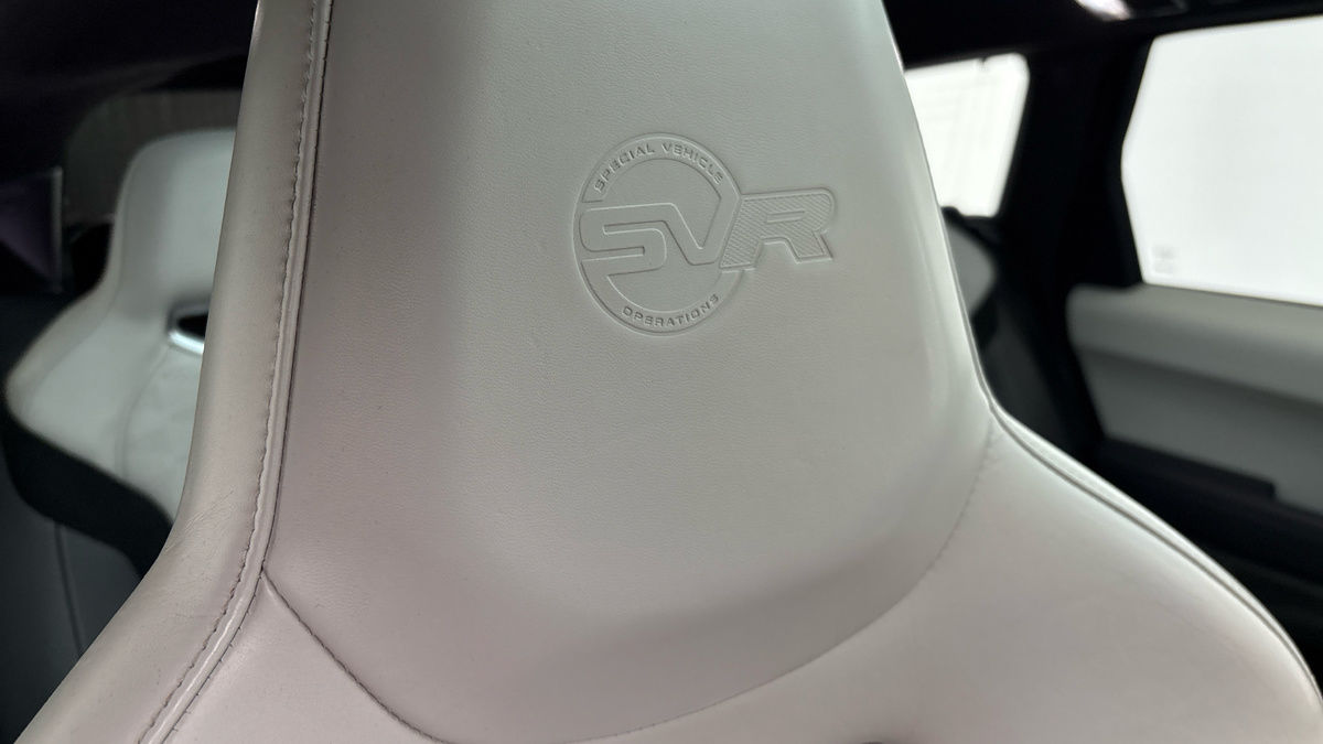 Land Rover Range Rover Sport Image 25