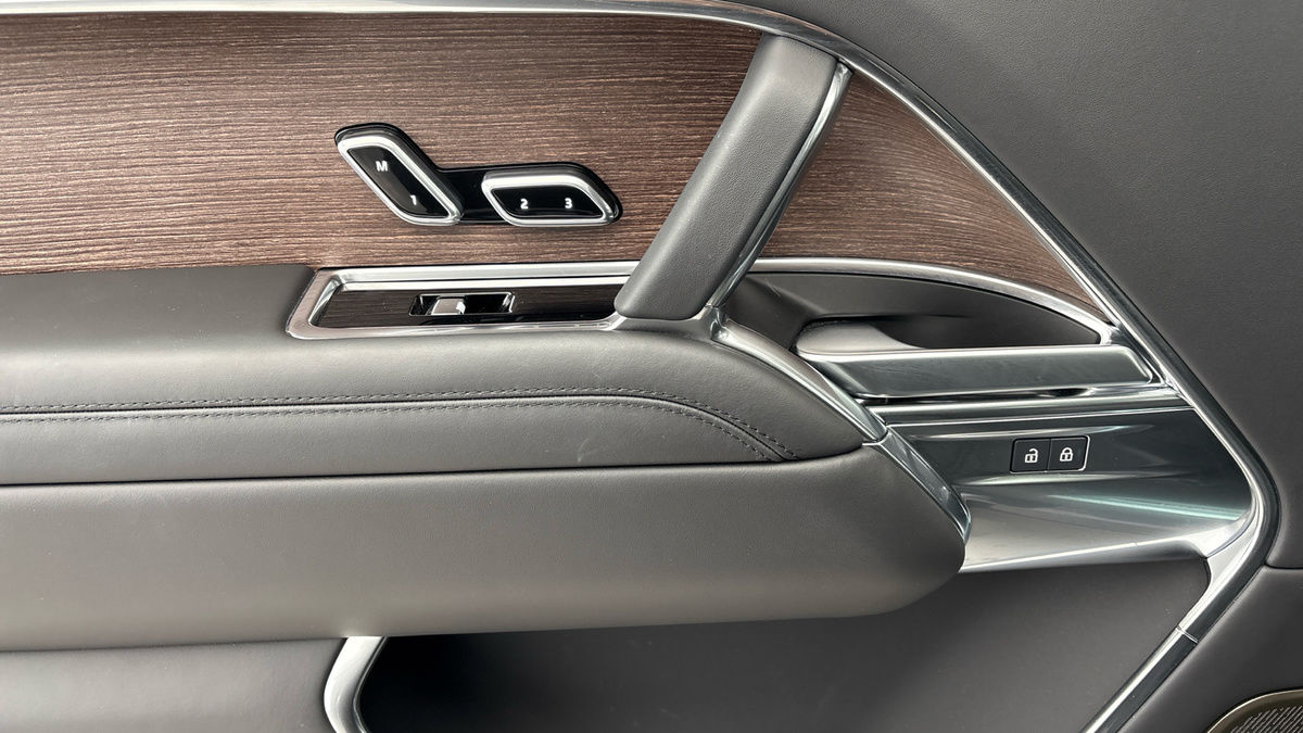 Land Rover Range Rover Image 19