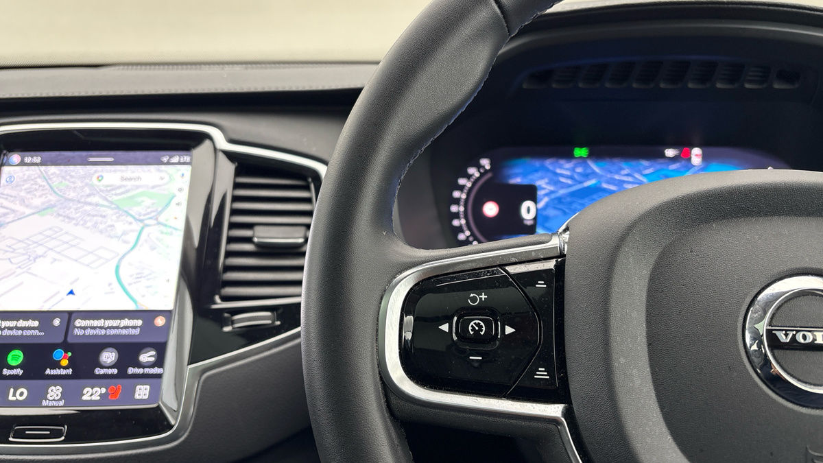 Volvo XC90 Image 13