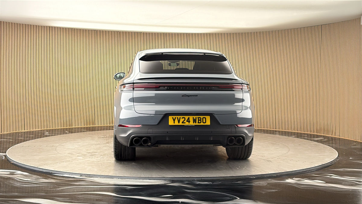 More views of Porsche Cayenne