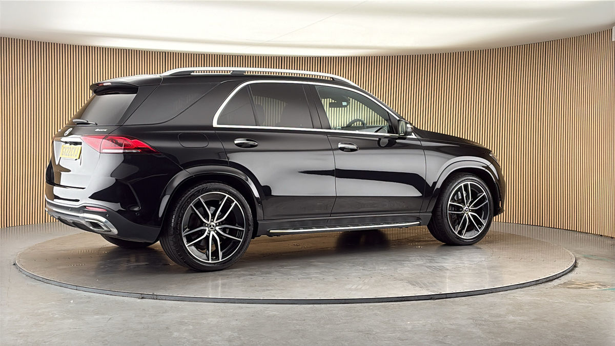 More views of Mercedes-Benz GLE