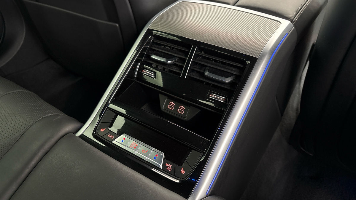 BMW 8 Series Gran Coupe Image 28