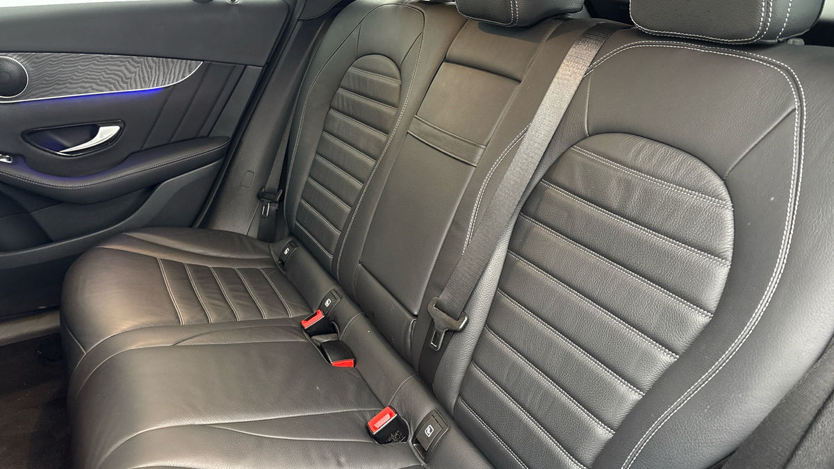 Mercedes-Benz GLC Image 8