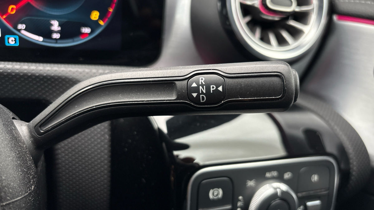 Mercedes-Benz CLA Image 6