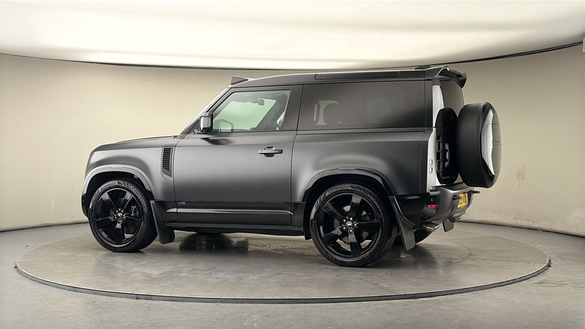 More views of Land Rover Defender 90