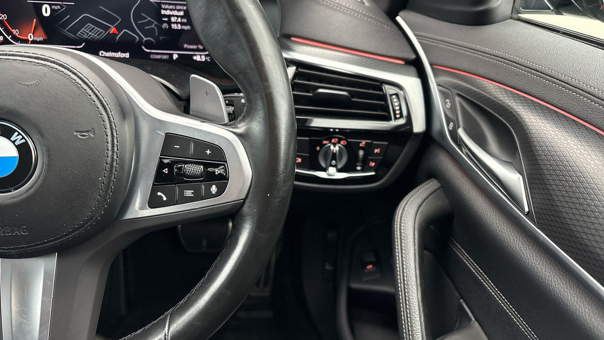 BMW 5 Series Image 14