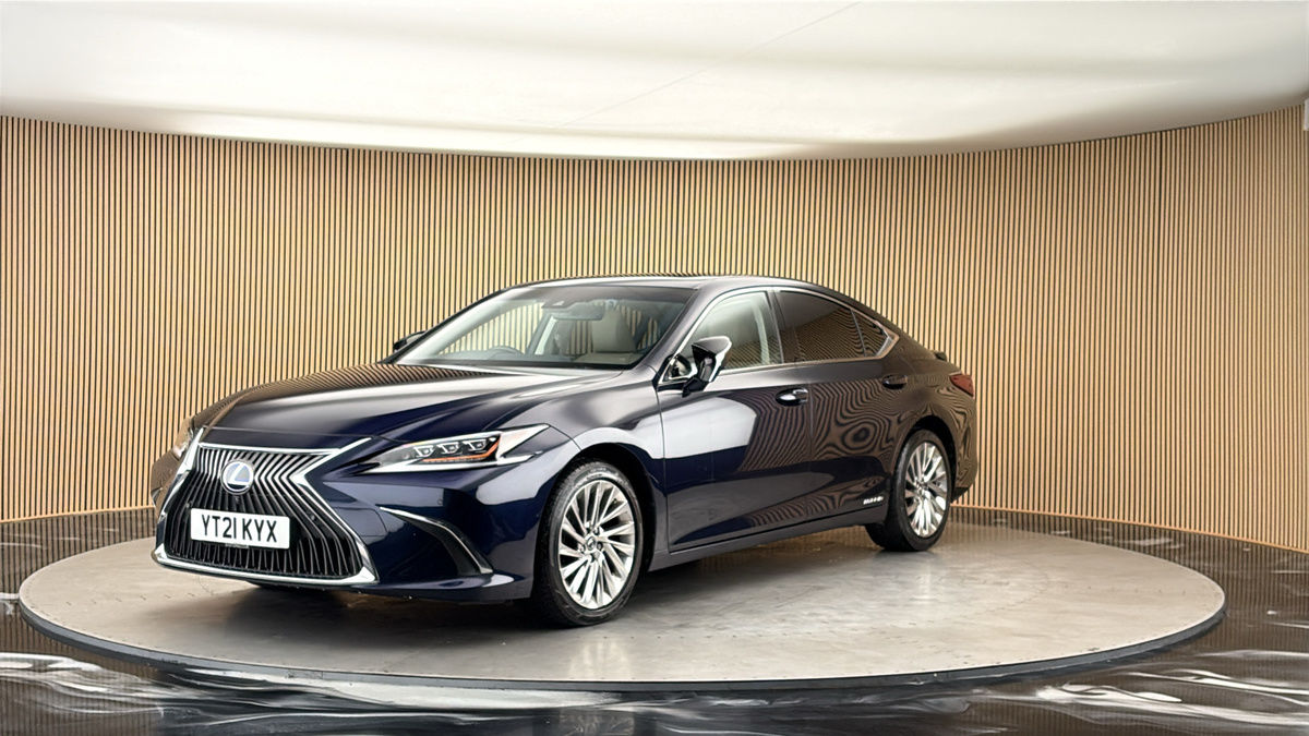 More views of Lexus ES