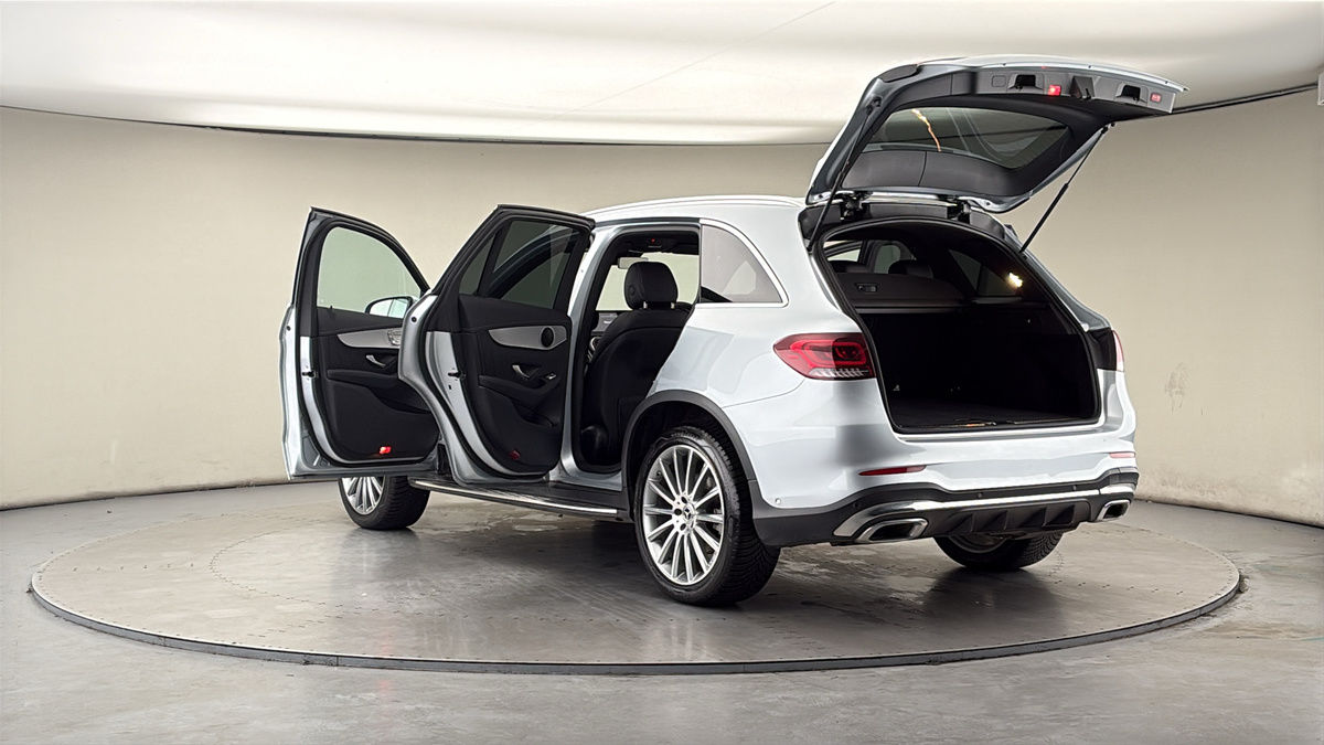 Mercedes-Benz GLC Image 23