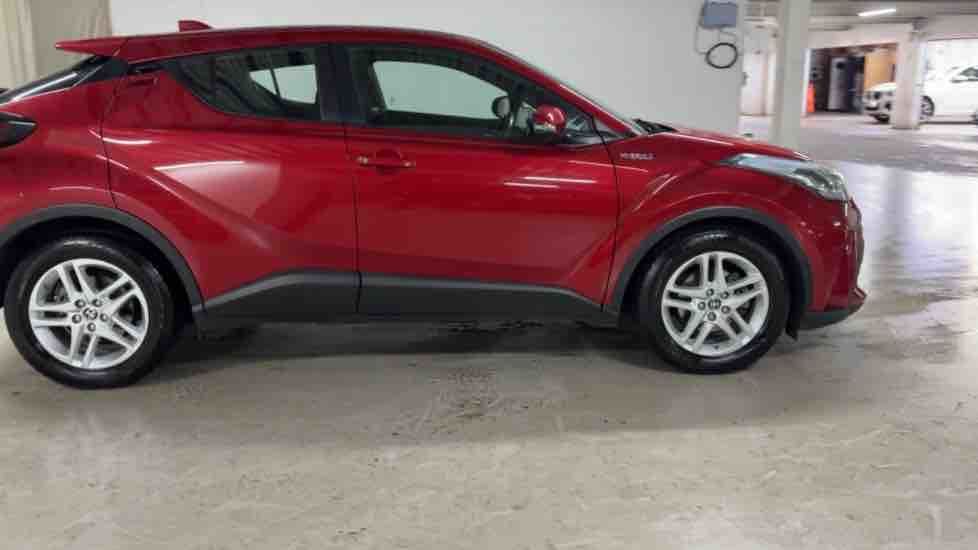 More views of Toyota C-HR