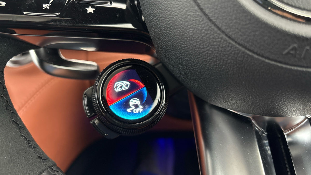 Mercedes-Benz AMG GT Image 25