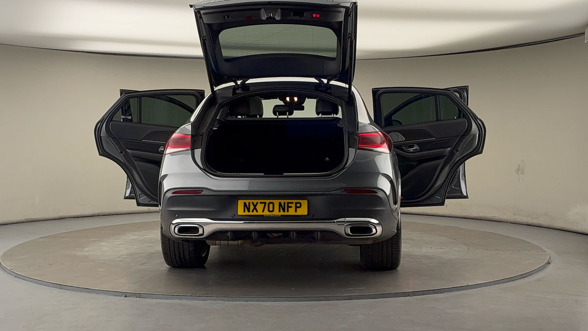 More views of Mercedes-Benz GLE