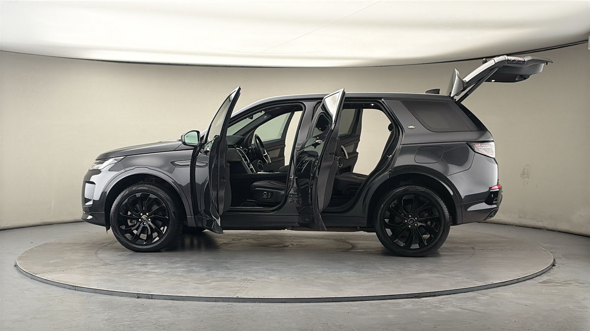 More views of Land Rover Discovery Sport